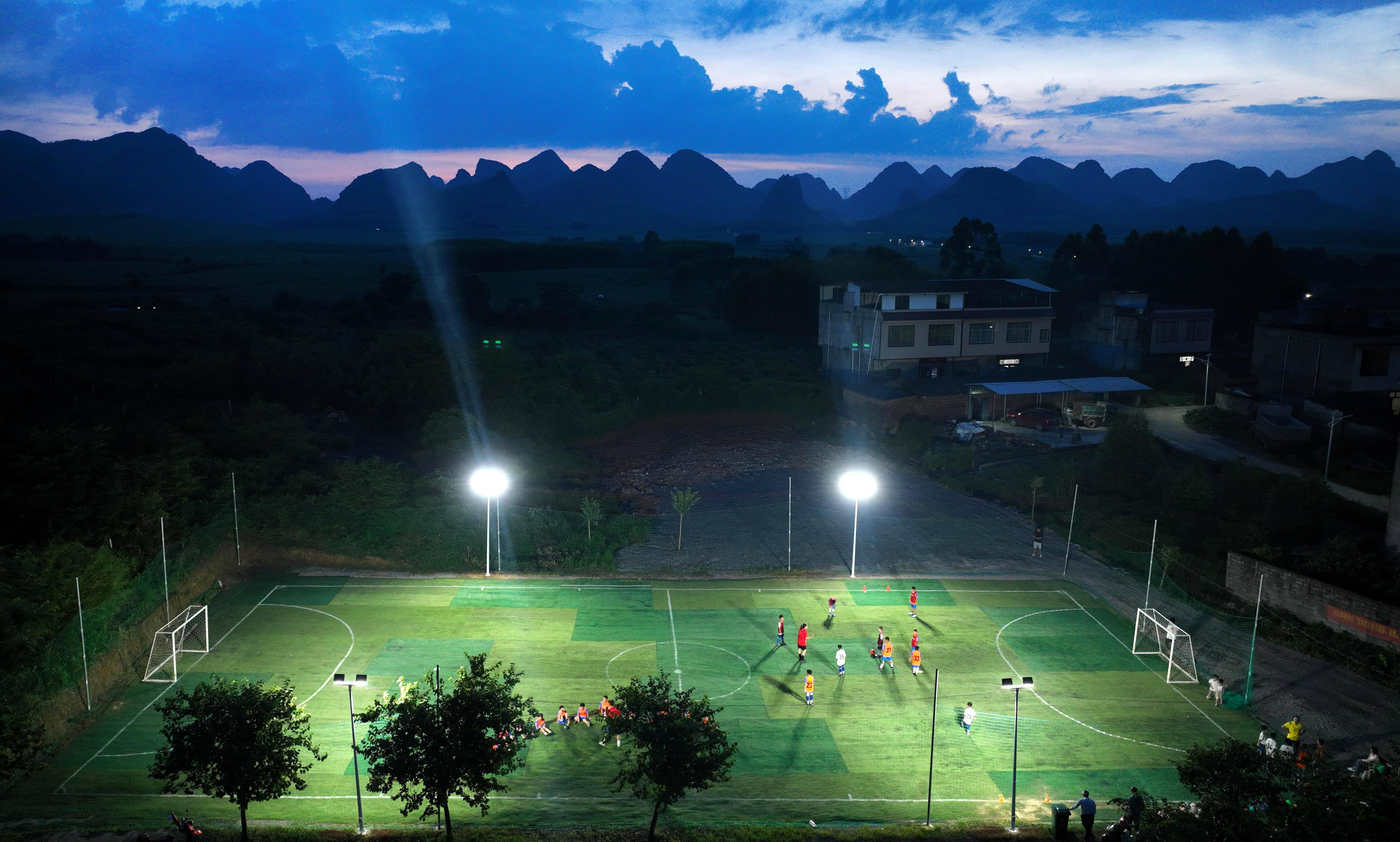 LeyuSports-包含乡村足球场品质提升工程全面铺开，建设惠民体育基础设施的词条