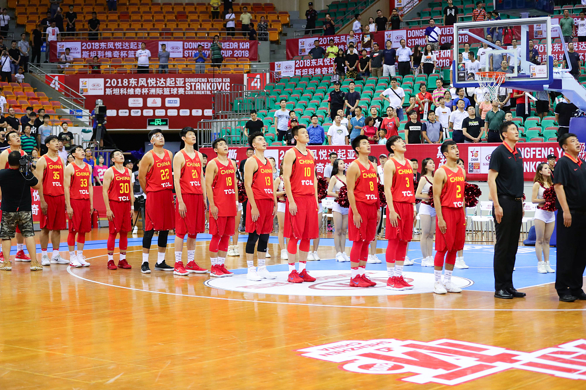 乐鱼电竞-球迷狂欢！中国主场篮球国际比赛吸引大量观众的简单介绍