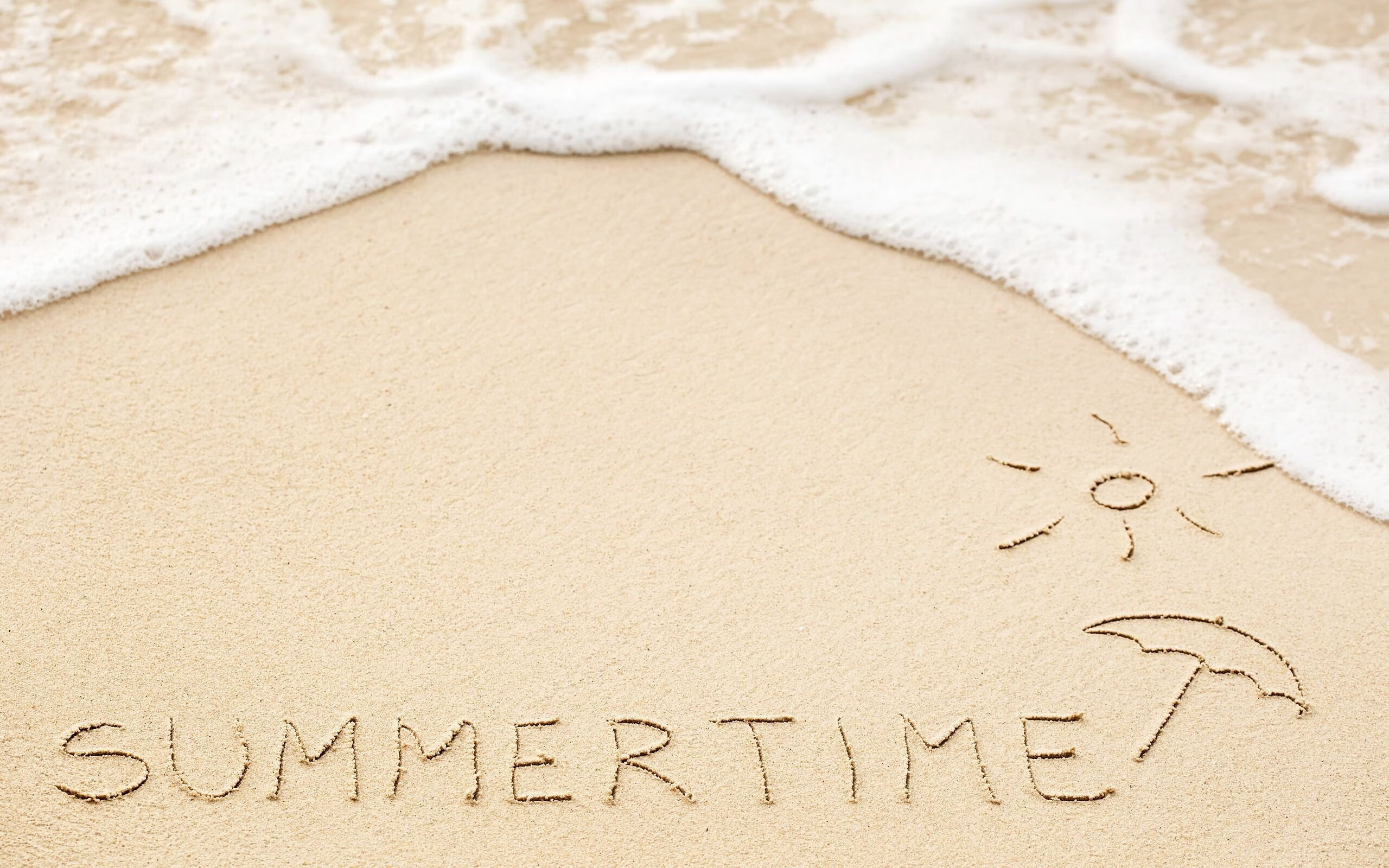 足球比赛解说语言风格更加亲民化,足球比赛经典解说词