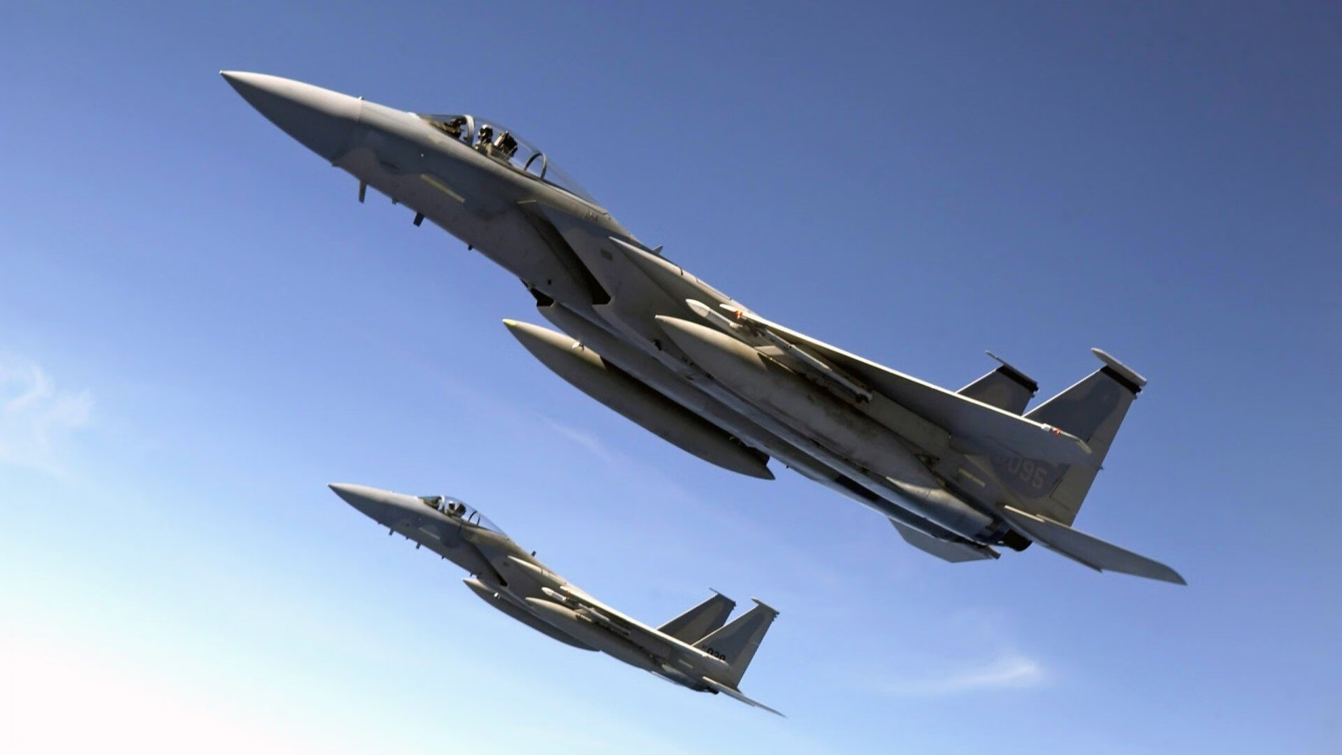 比赛中球员们发挥出色,向观众展示激烈竞争,在比赛中发挥