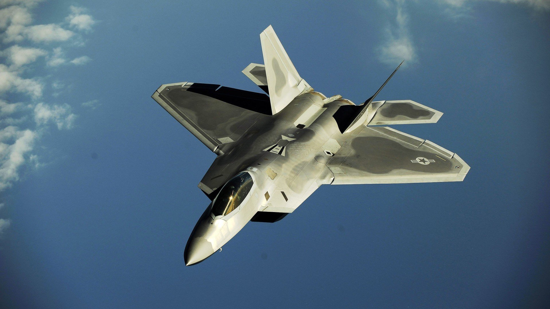 乐鱼官网-篮网主场大胜冲击前四席位，篮网主场比赛