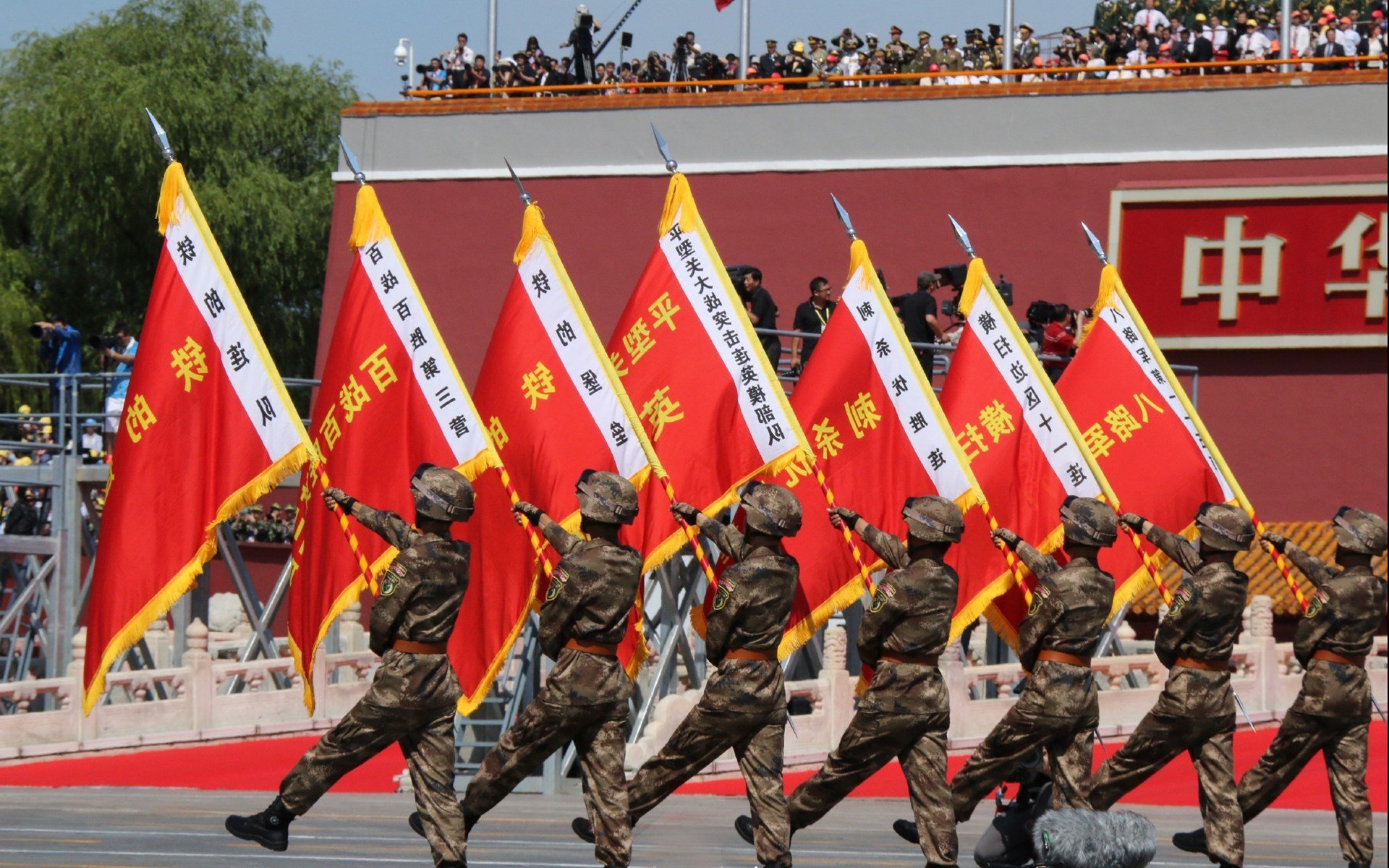 电竞主播直播教学带动新玩家快速成长,电竞主播怎么做