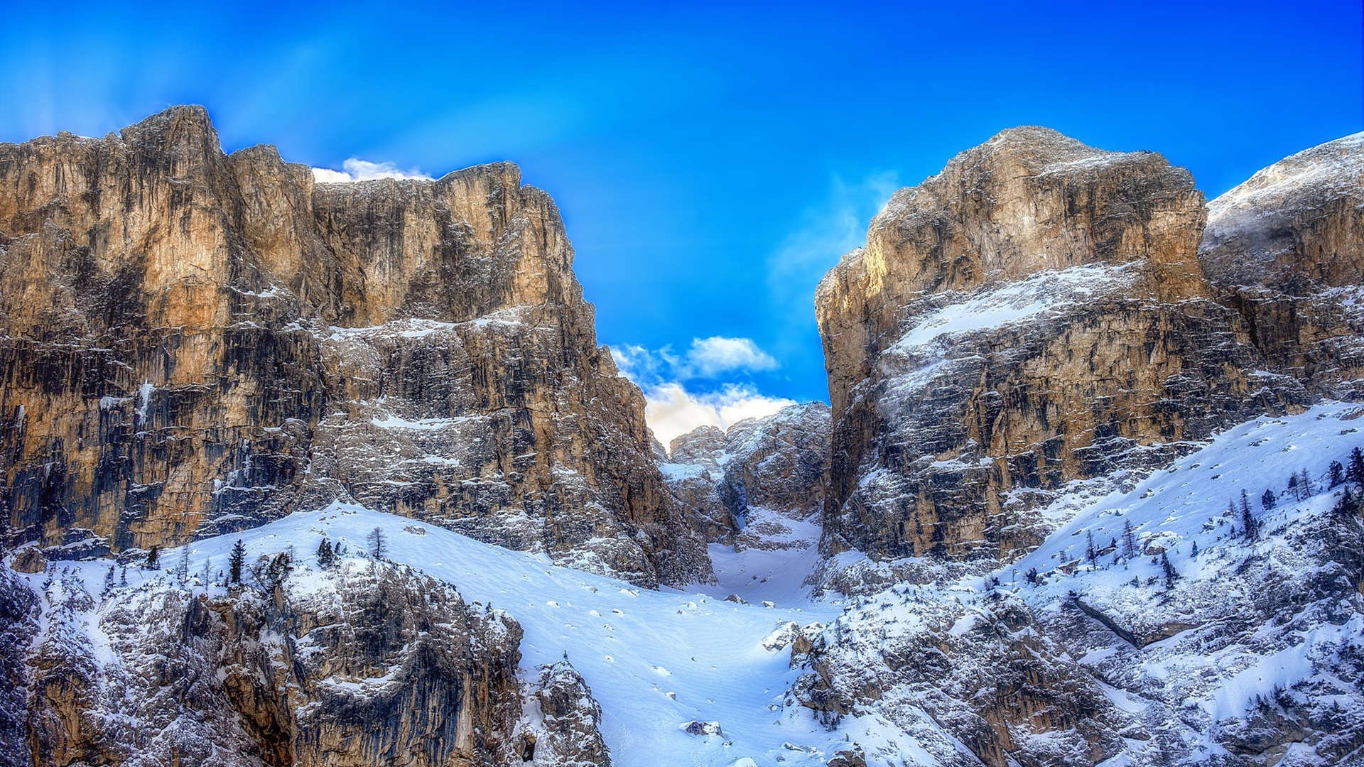 乐鱼电竞在线平台登录入口-马竞稳守反击战术执行精准有效，马竞的打法